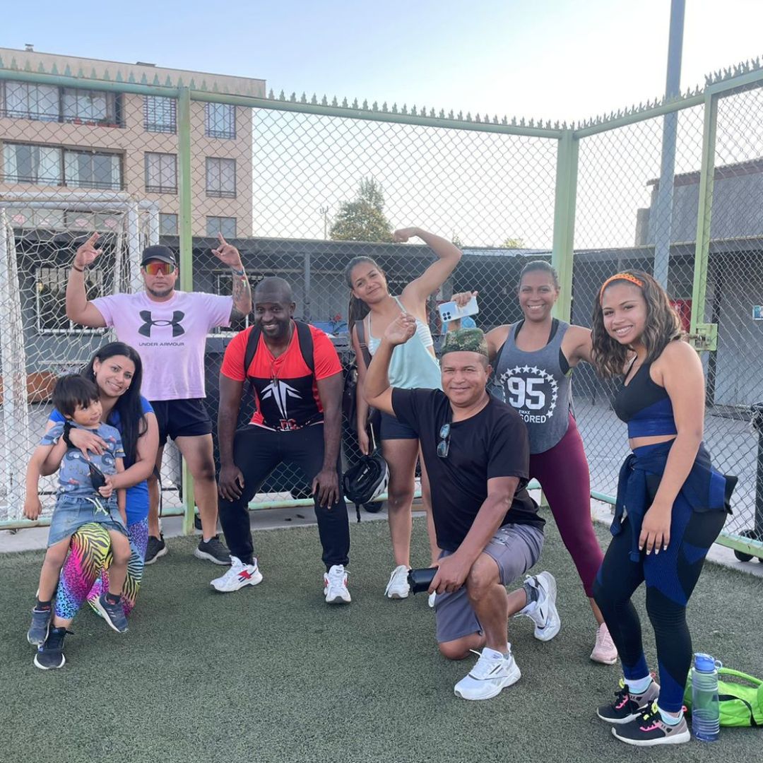 Falcon Buila y Su Equipo de Fitness