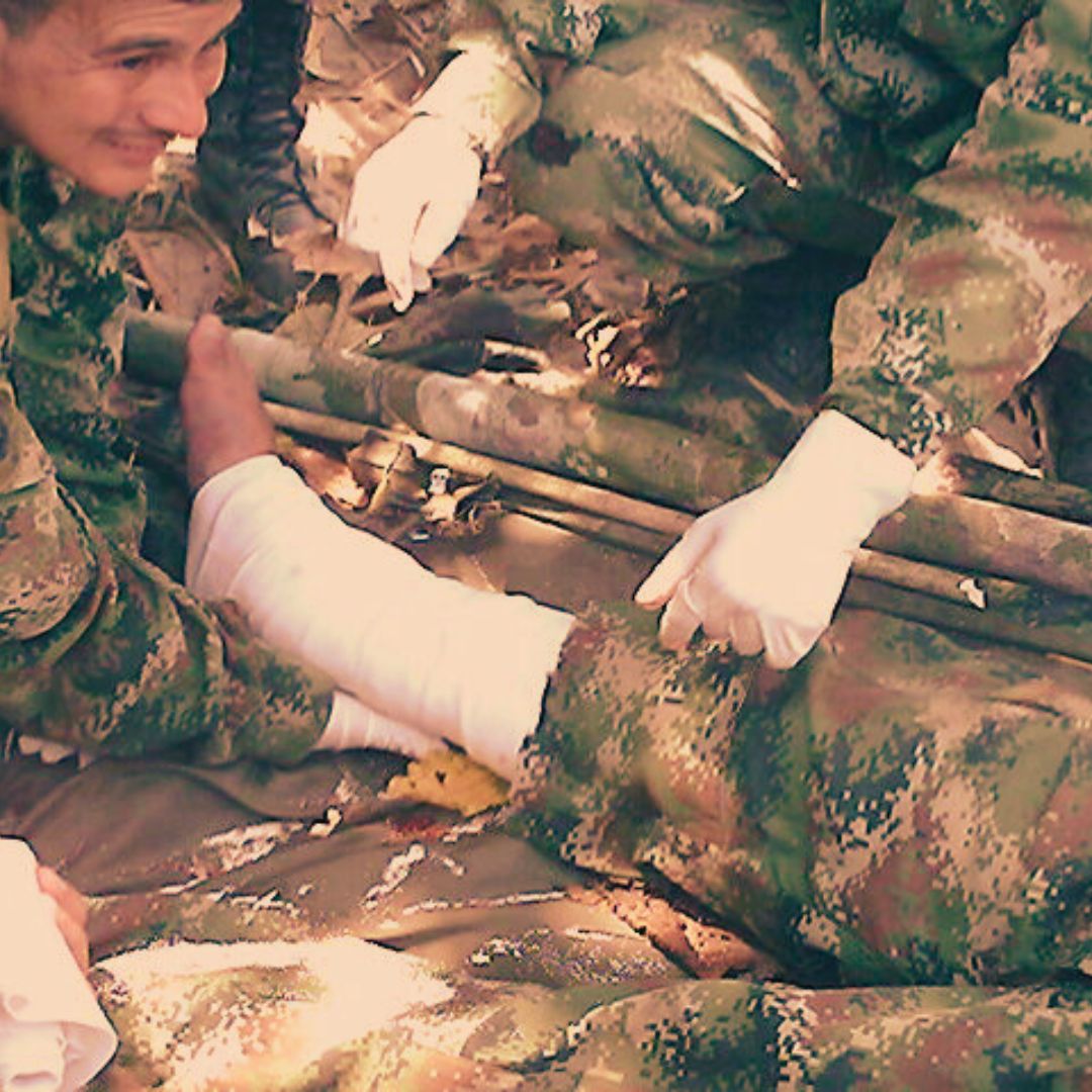 Falcon Buila - de Enfermero en el ejercito